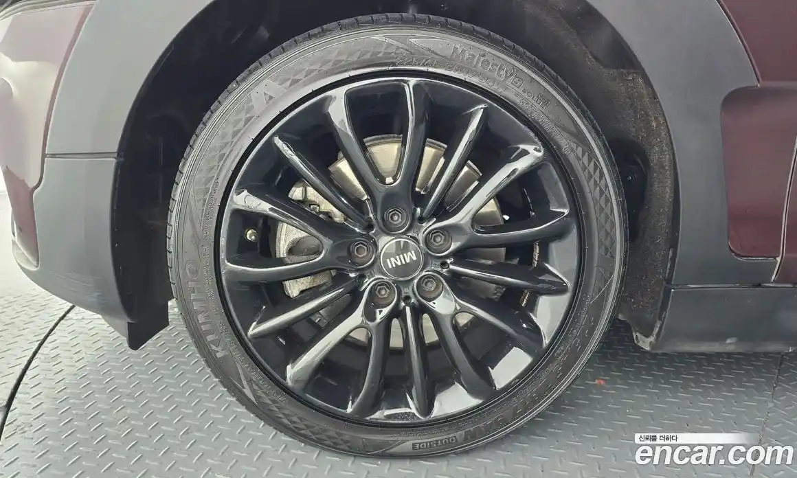 Mini Clubman 2018 2.0 Автомат в Москве № 198349, фото 20