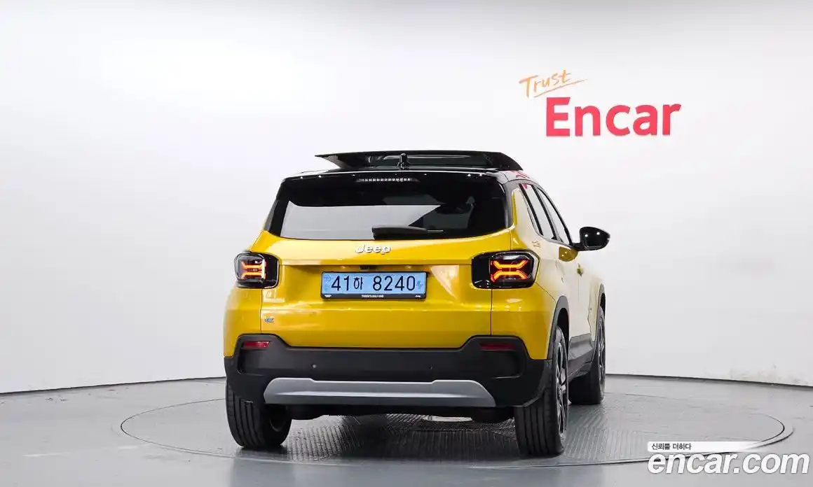 Jeep Avenger 2024 0.1 Автомат в Москве № 199370, фото 6