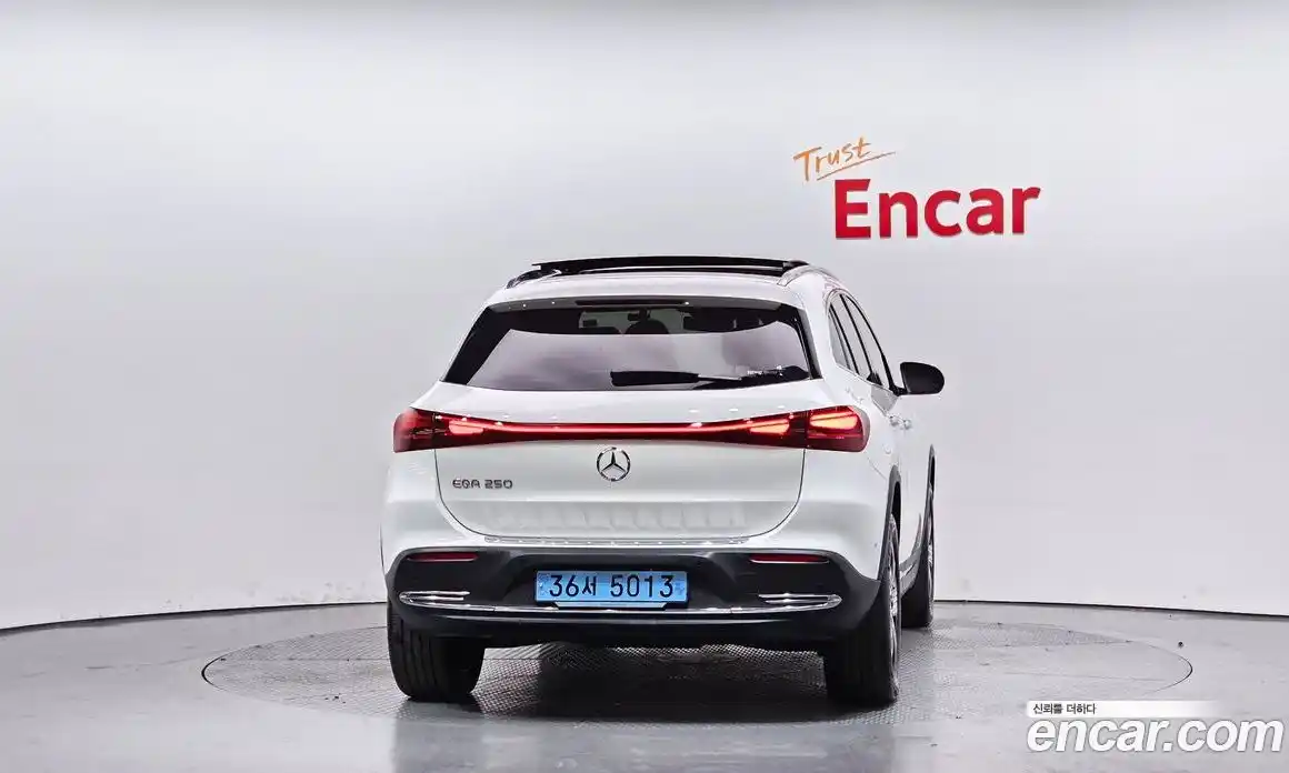 Mercedes-Benz EQA 2024 0.2 Автомат в Москве № 203855, фото 14