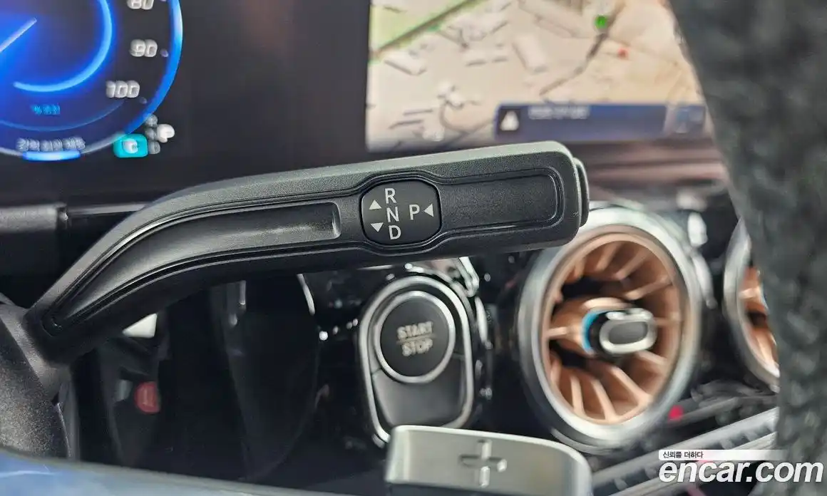 Mercedes-Benz EQA 2024 0.2 Автомат в Москве № 203855, фото 16