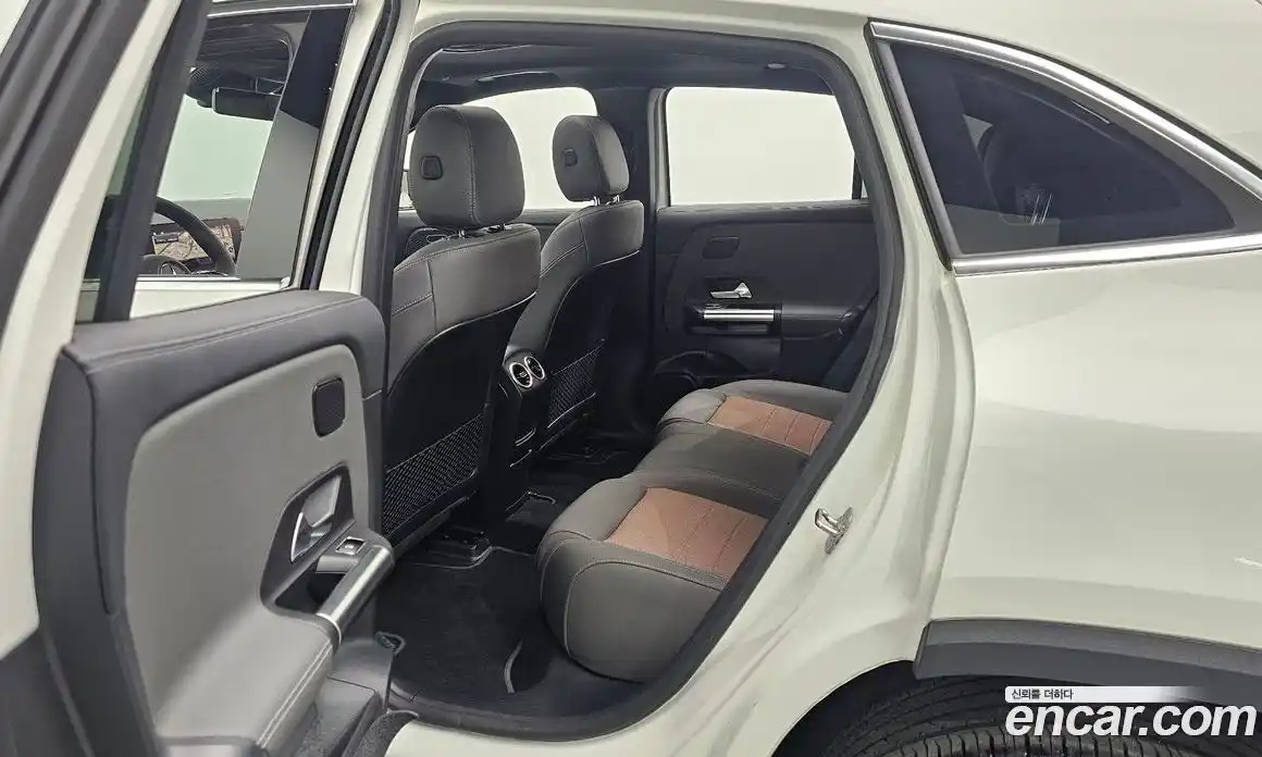 Mercedes-Benz EQA 2024 0.2 Автомат в Москве № 203855, фото 8