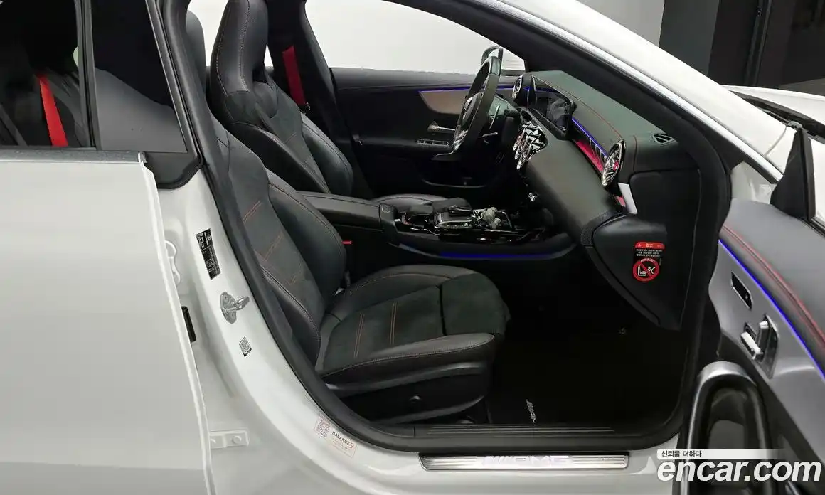 Mercedes-Benz CLA-Class 2020 2.0 Автомат в Москве № 204552, фото 16