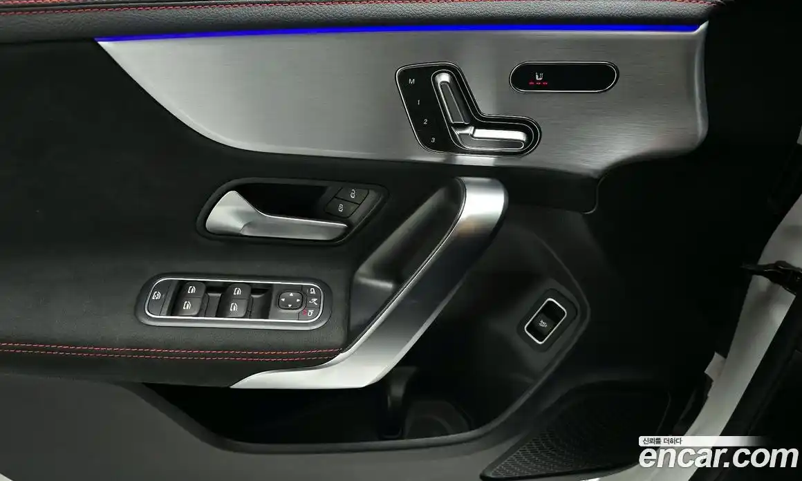 Mercedes-Benz CLA-Class 2020 2.0 Автомат в Москве № 204552, фото 10