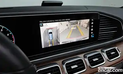 Mercedes-Benz GLE-Class 2023 3.0 Автомат в Москве № 206307, миниатюра 12