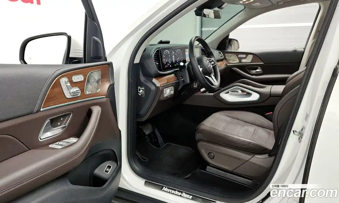 Mercedes-Benz GLE-Class 2023 3.0 Автомат в Москве № 206307, фото 13