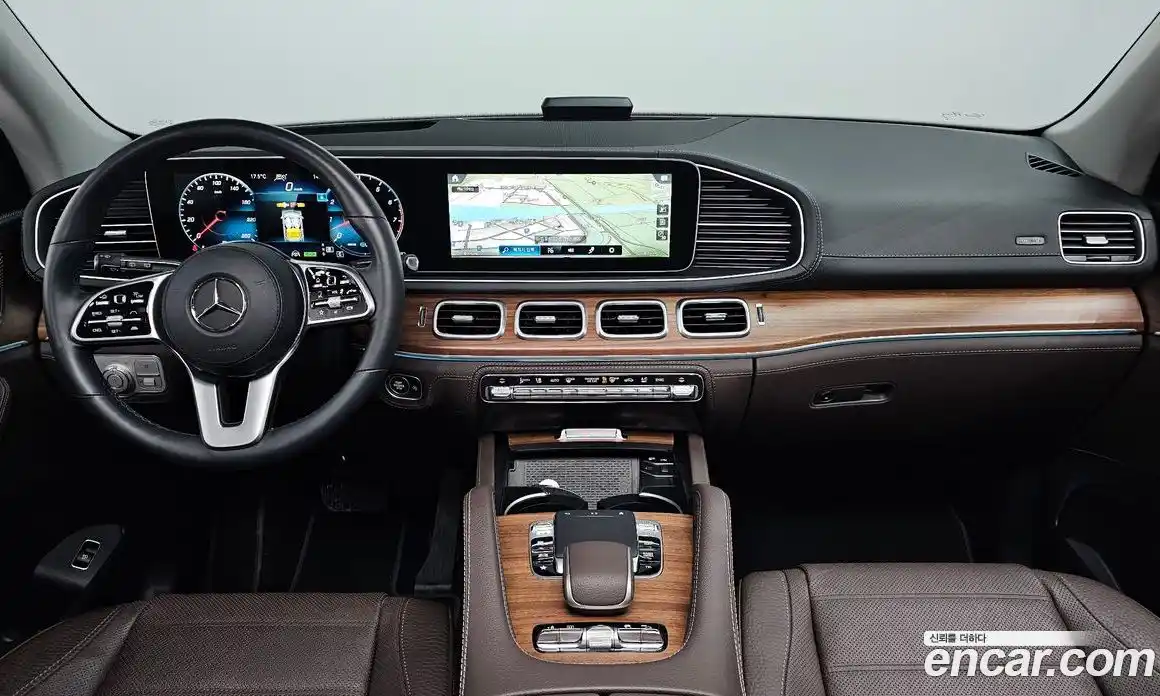 Mercedes-Benz GLE-Class 2023 3.0 Автомат в Москве № 206307, фото 17