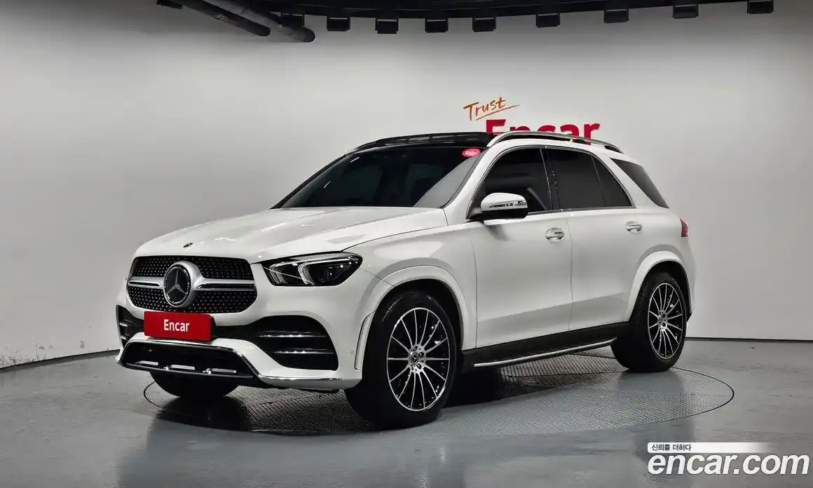 Mercedes-Benz GLE-Class 2023 3.0 Автомат в Москве № 206307, фото 19