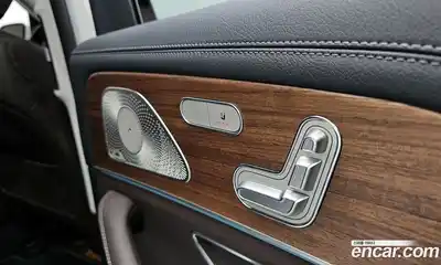 Mercedes-Benz GLE-Class 2023 3.0 Автомат в Москве № 206307, миниатюра 7