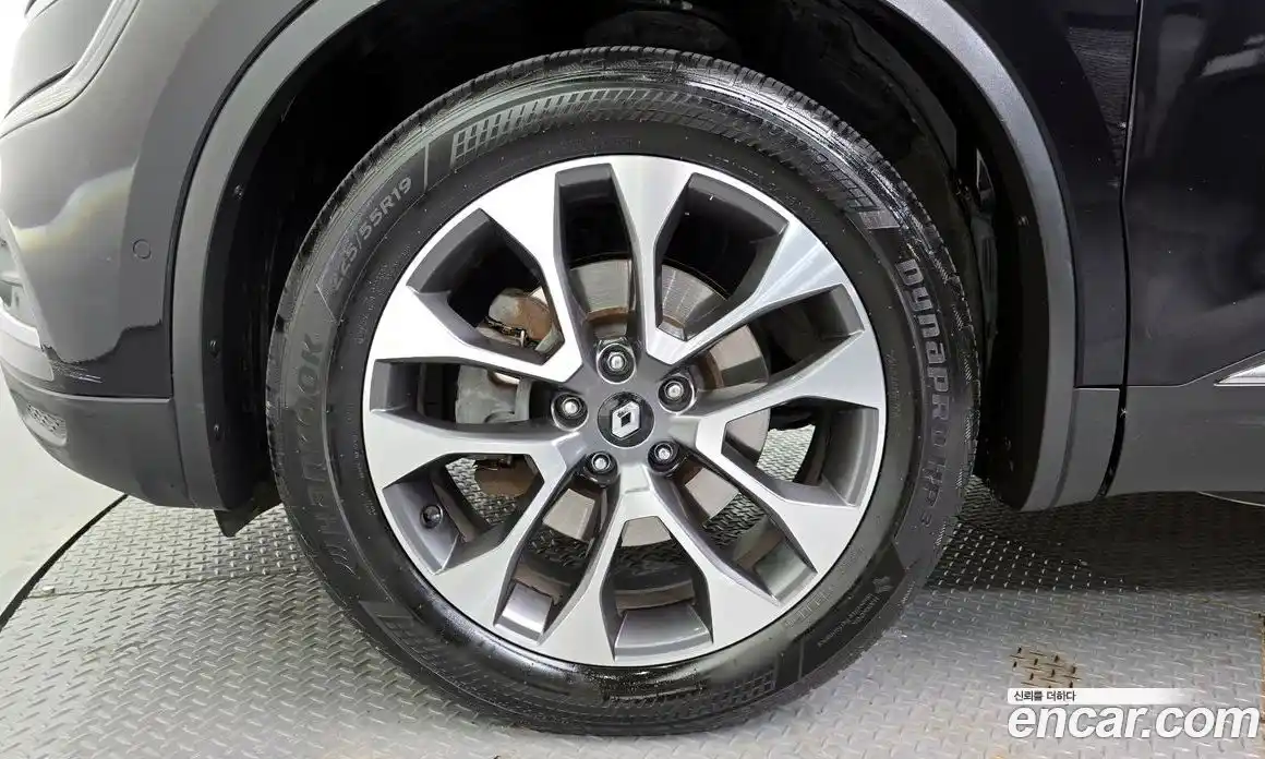 Renault QM6 2017 2.0 Автомат в Москве № 209687, фото 14