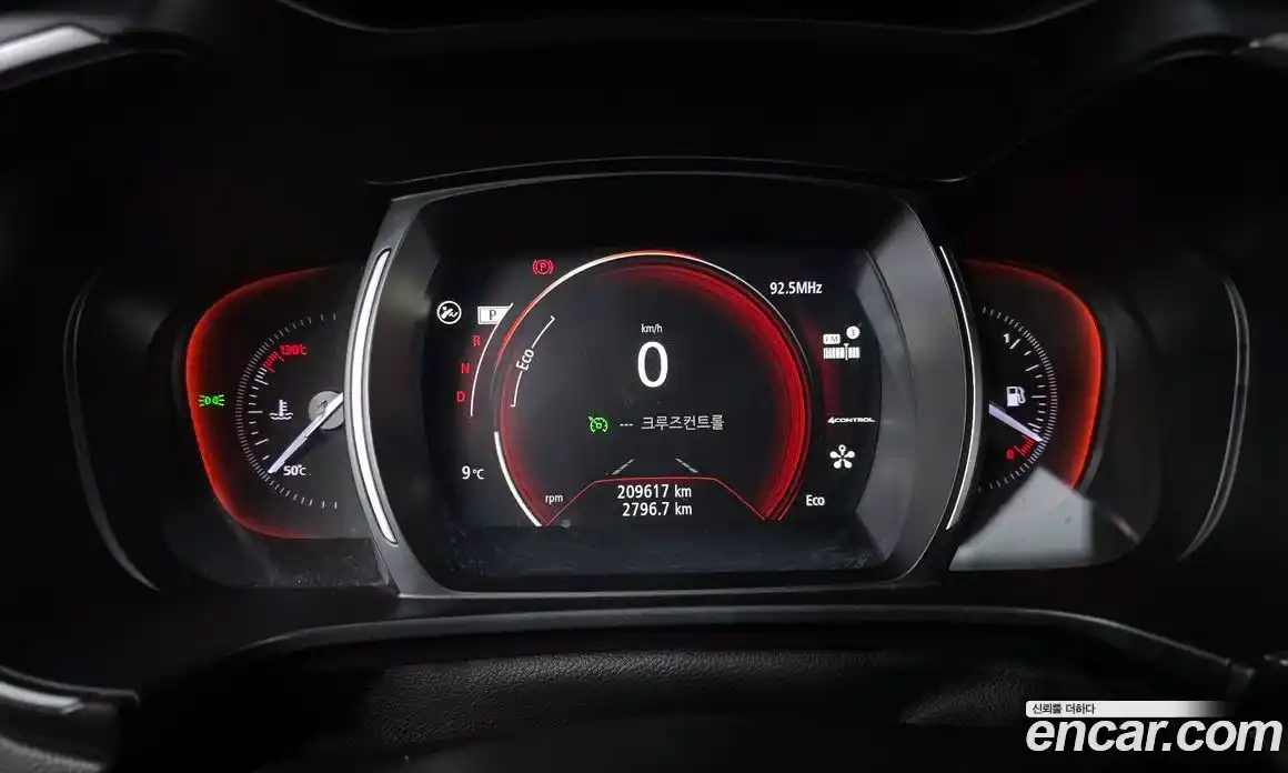 Renault QM6 2017 2.0 Автомат в Москве № 209687, фото 5