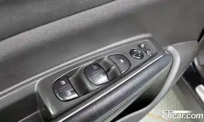 Renault QM6 2017 2.0 Автомат в Москве № 209687, миниатюра 7