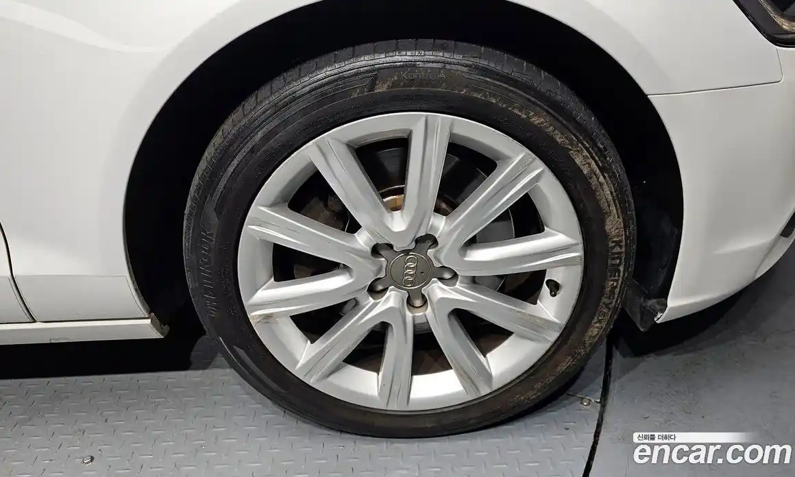 Audi A6 2015 3.0 Автомат в Москве № 212561, фото 10