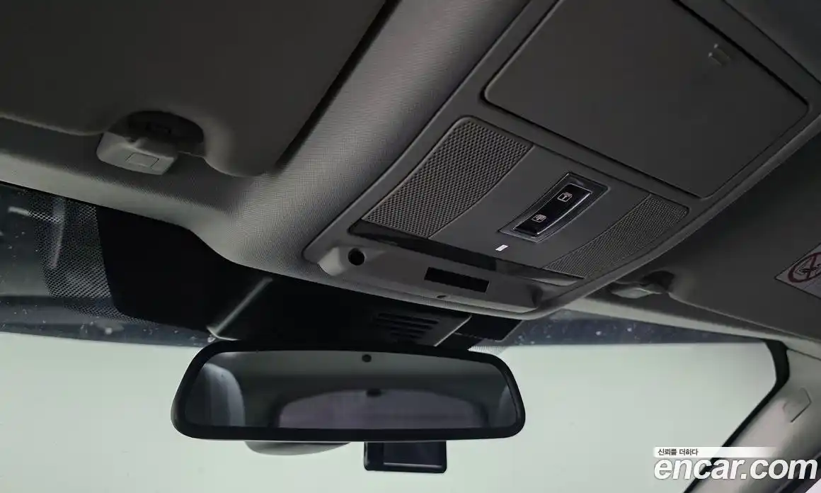 Land Rover Discovery Sport 2017 2.0 Автомат в Москве № 213765, фото 5