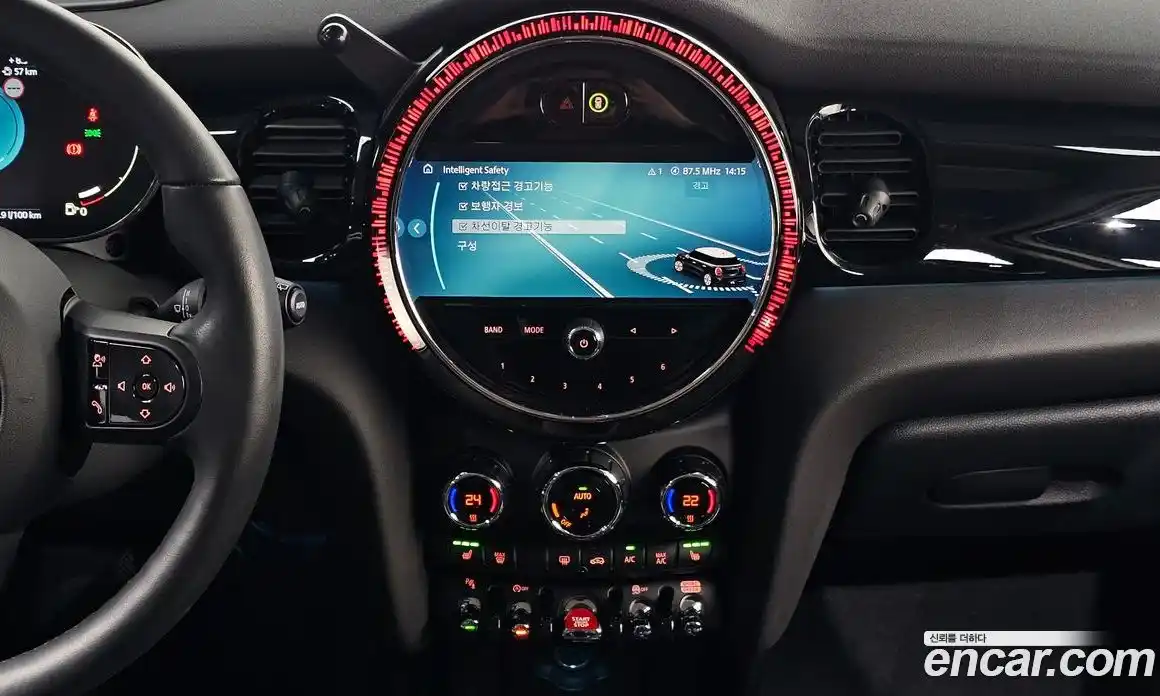 Mini Cooper 2024 1.5 Автомат в Москве № 214053, фото 4