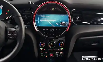 Mini Cooper 2024 1.5 Автомат в Москве № 214053, миниатюра 4