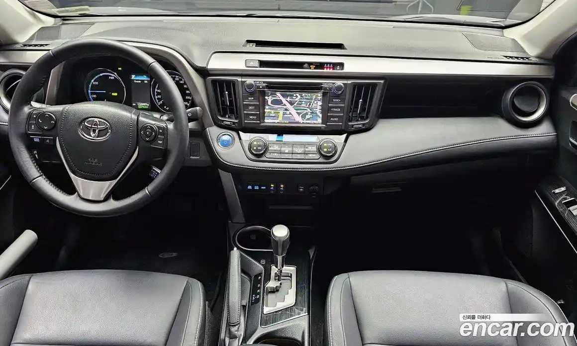 Toyota RAV4 2017 2.5 Автомат в Москве № 215506, фото 15