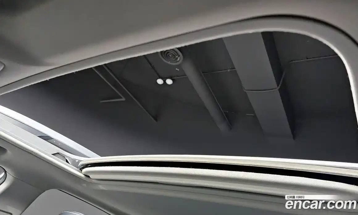 Toyota RAV4 2017 2.5 Автомат в Москве № 215506, фото 17