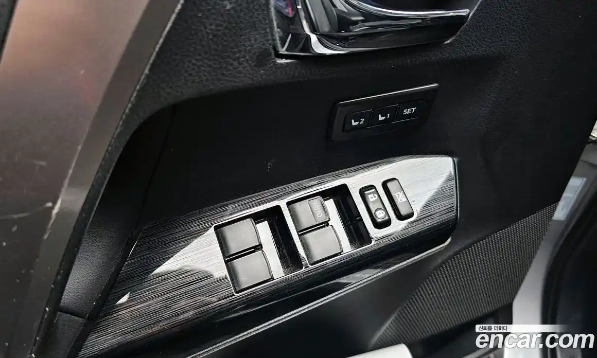 Toyota RAV4 2017 2.5 Автомат в Москве № 215506, фото 20