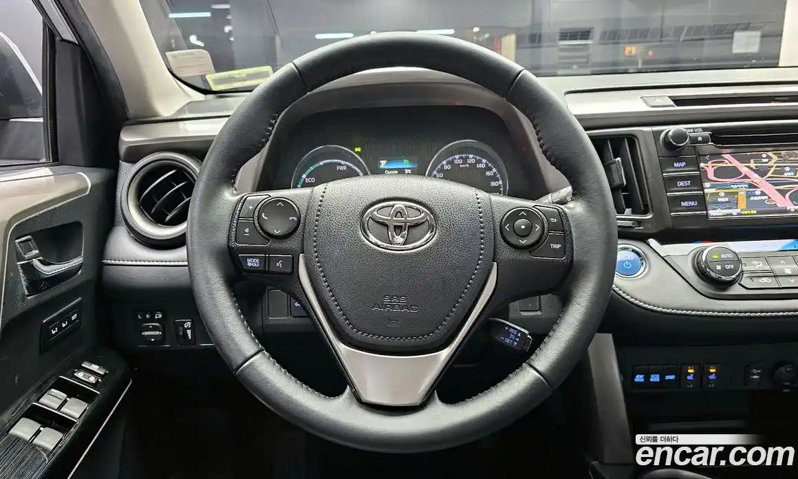 Toyota RAV4 2017 2.5 Автомат в Москве № 215506, фото 5