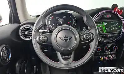 Mini Cooper 2021 2.0 Автомат в Москве № 225299, миниатюра 5