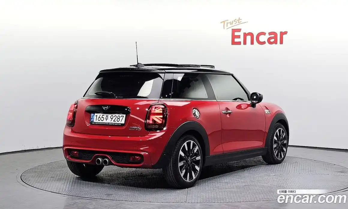 Mini Cooper 2021 2.0 Автомат в Москве № 225299, фото 8