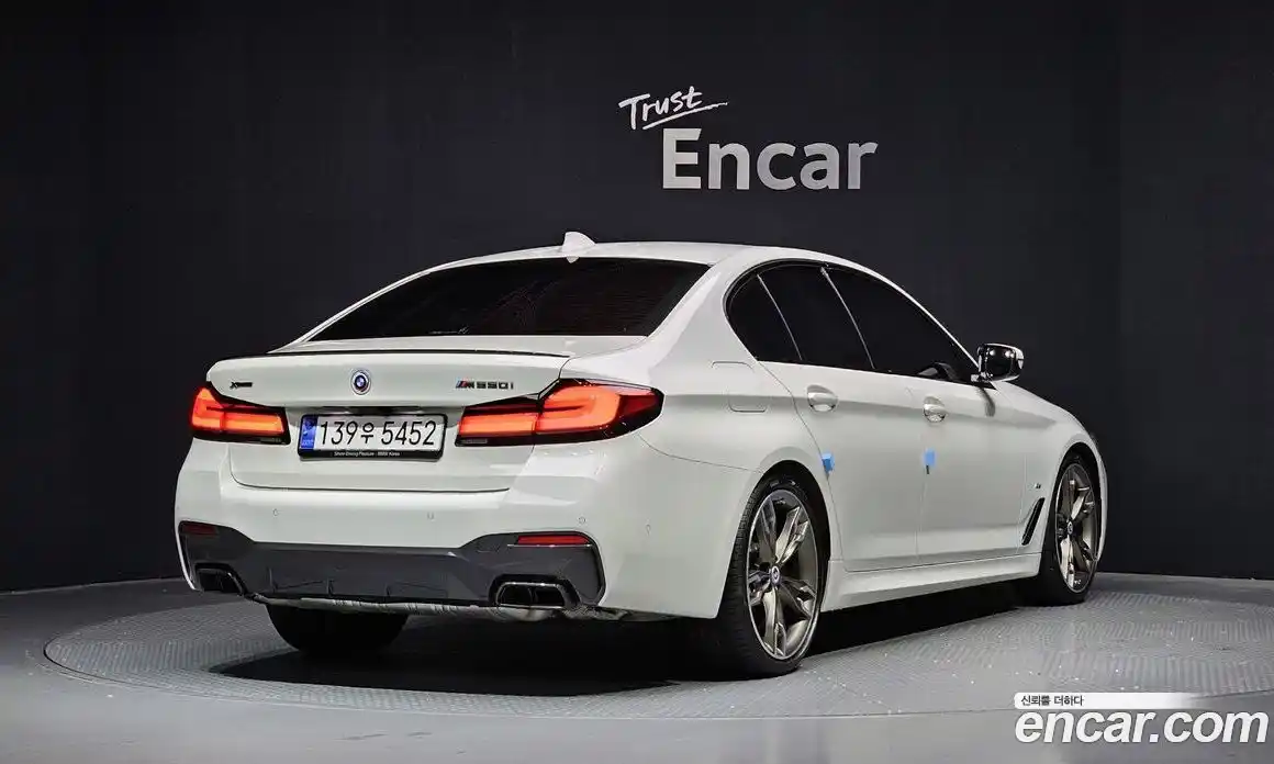 BMW 5-Series 2023 4.4 Автомат в Москве № 228199, фото 15