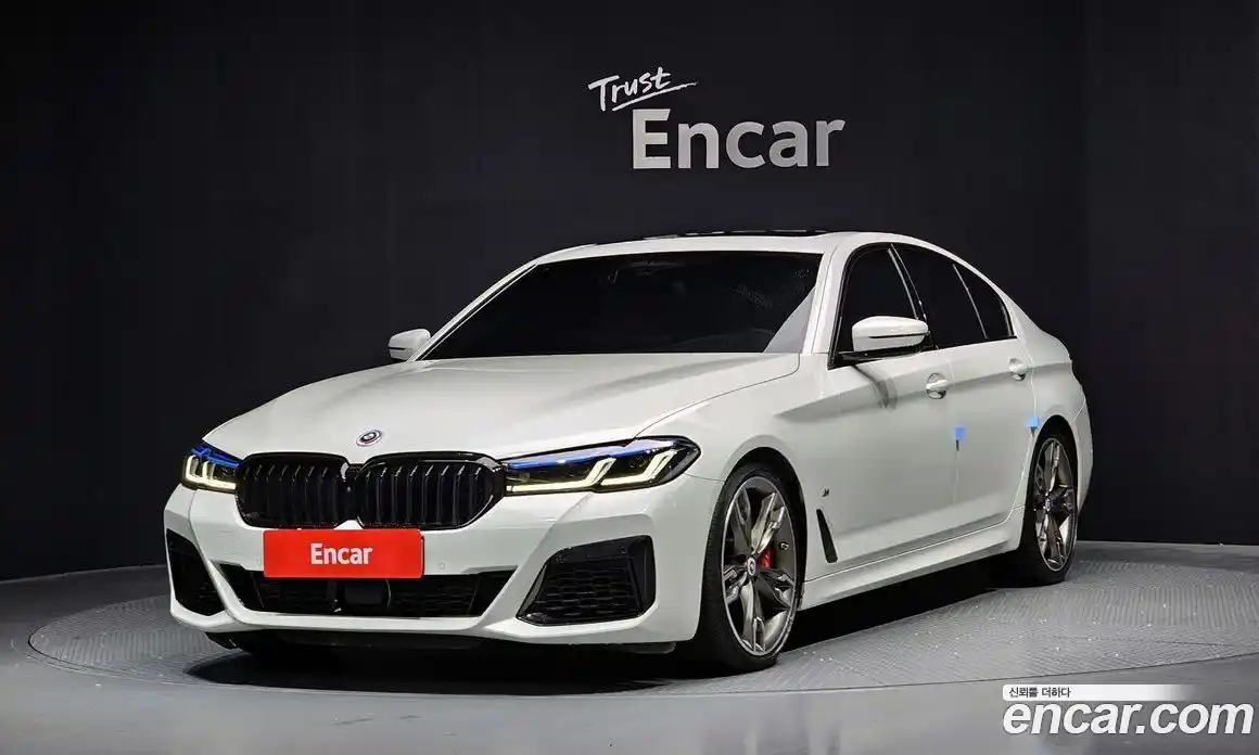 BMW 5-Series 2023 4.4 Автомат в Москве № 228199, фото 17