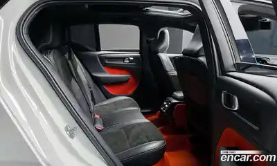 Volvo XC40 2021 2.0 Автомат в Москве № 230508, миниатюра 11