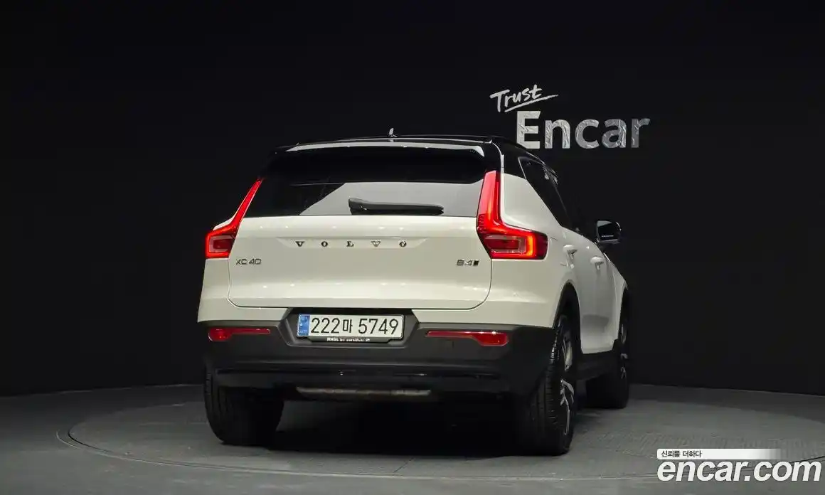 Volvo XC40 2021 2.0 Автомат в Москве № 230508, фото 3