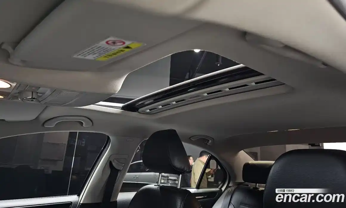 Volkswagen Jetta 2011 2.0 Автомат в Москве № 232127, фото 11