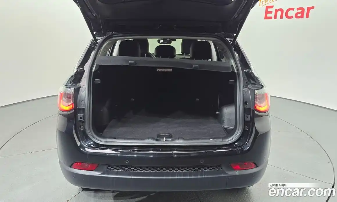 Jeep Compass 2018 2.4 Автомат в Москве № 232500, фото 4