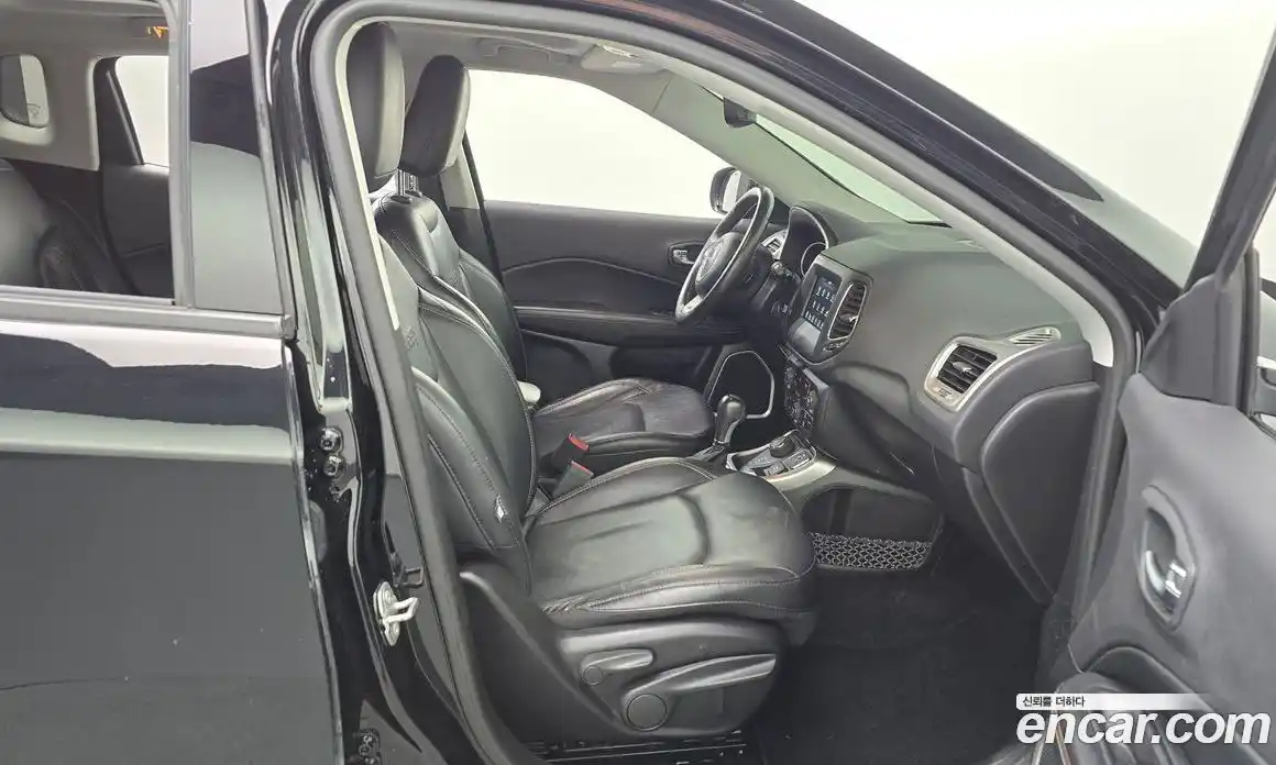 Jeep Compass 2018 2.4 Автомат в Москве № 232500, фото 9