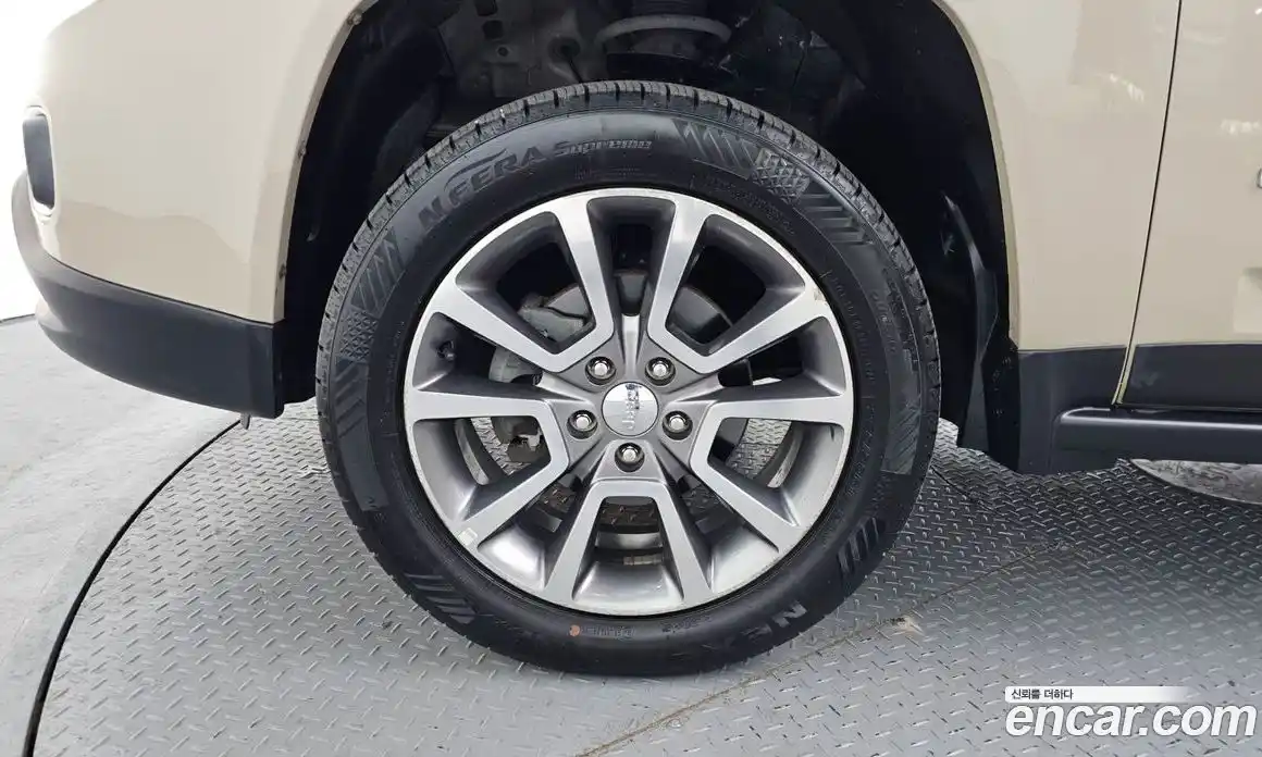 Jeep Compass 2017 2.4 Автомат в Москве № 232702, фото 10