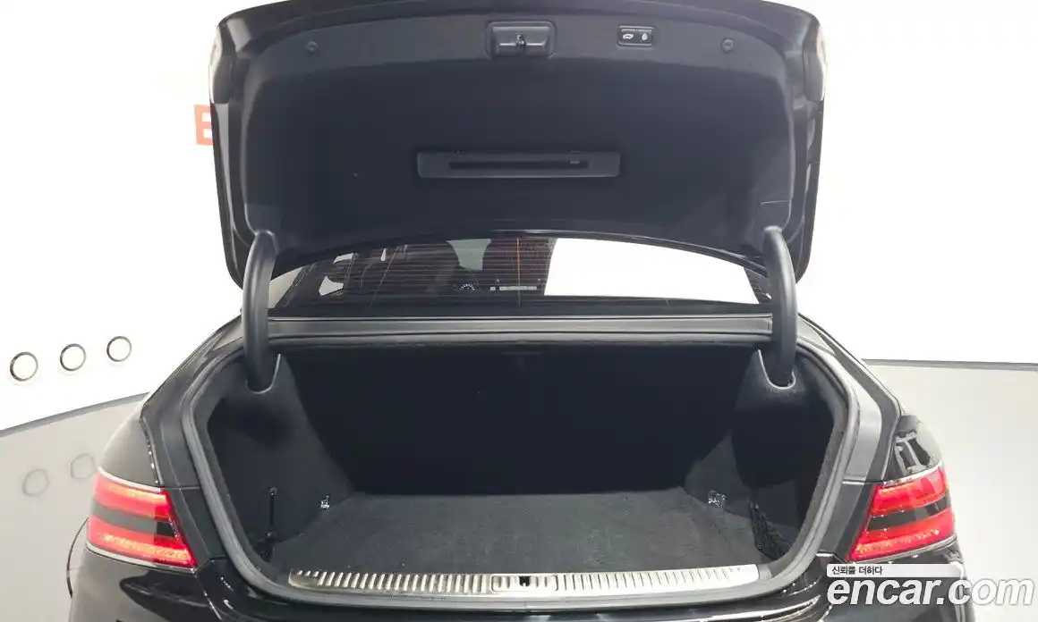 Genesis G90 2019 5.0 Автомат в Москве № 23546, фото 19