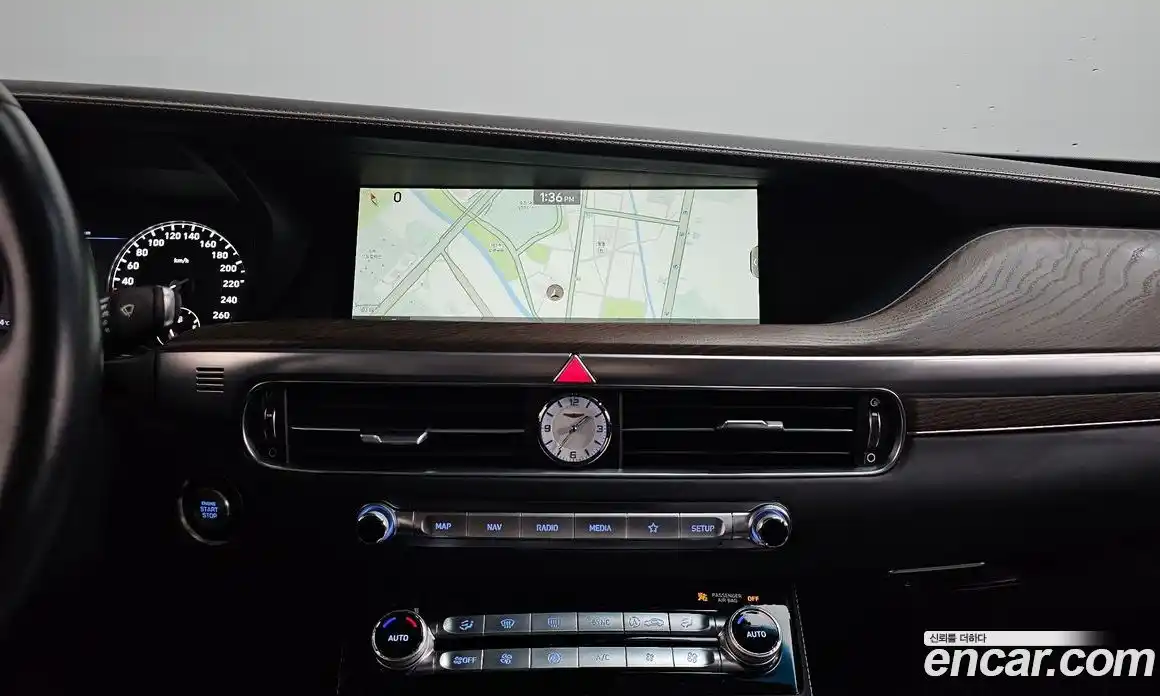 Genesis G90 2019 5.0 Автомат в Москве № 23546, фото 20