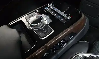 Genesis G90 2019 5.0 Автомат в Москве № 23546, миниатюра 3
