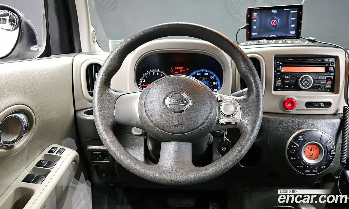 Nissan Cube 2009 1.8 Автомат в Москве № 243902, фото 5