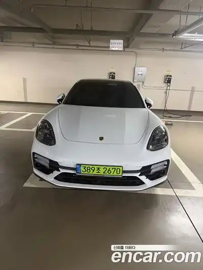 Porsche Panamera 2023 4.0 Автомат в Москве № 252211, миниатюра 2