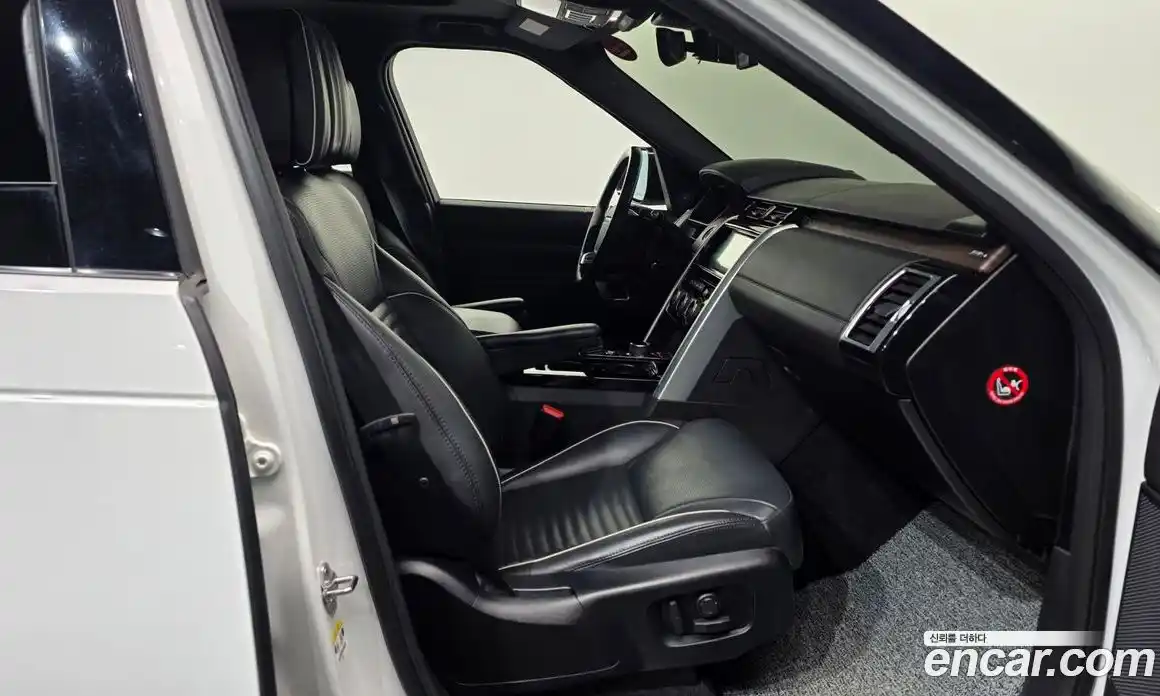 Land Rover Discovery 2019 3.0 Автомат в Москве № 252593, фото 8