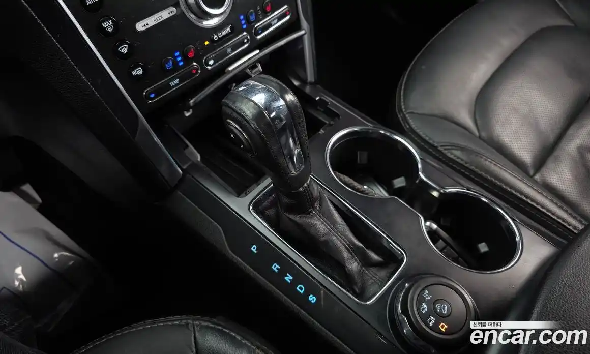 Ford Explorer 2018 3.5 Автомат в Москве № 255706, фото 13