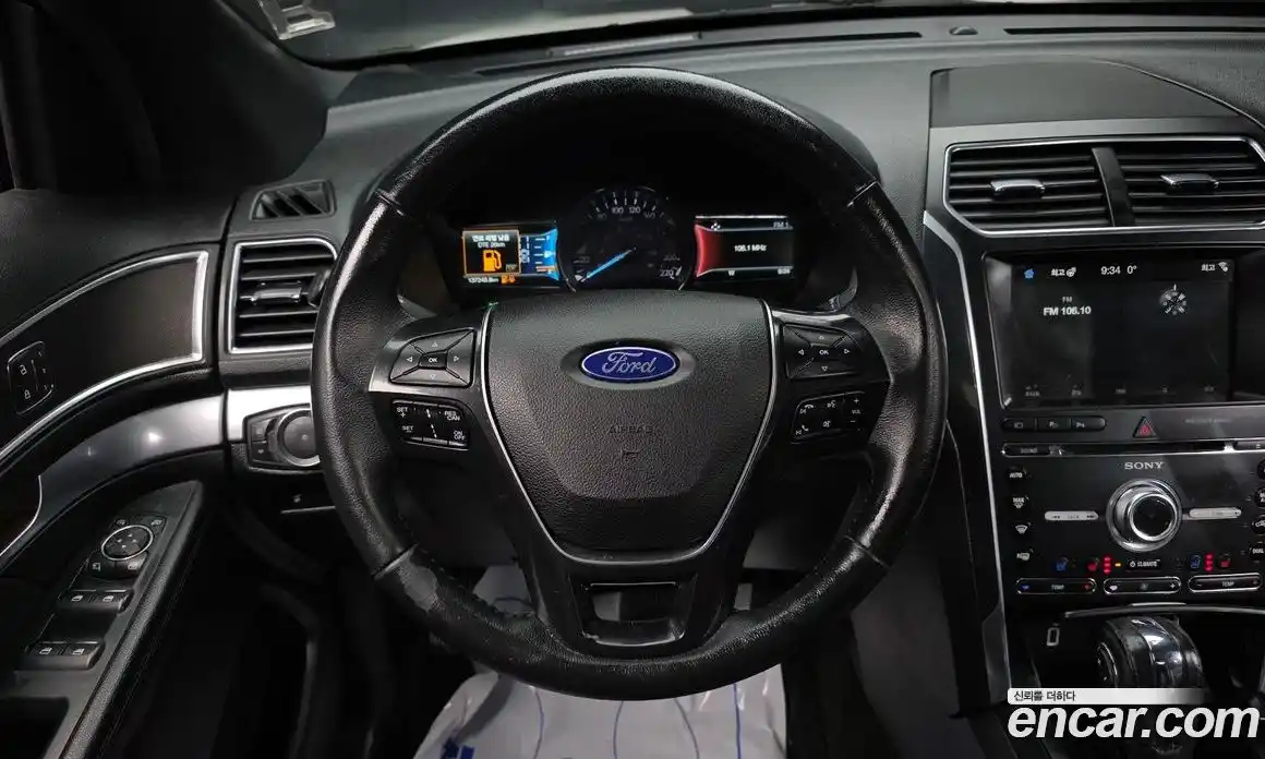 Ford Explorer 2018 3.5 Автомат в Москве № 255706, фото 14