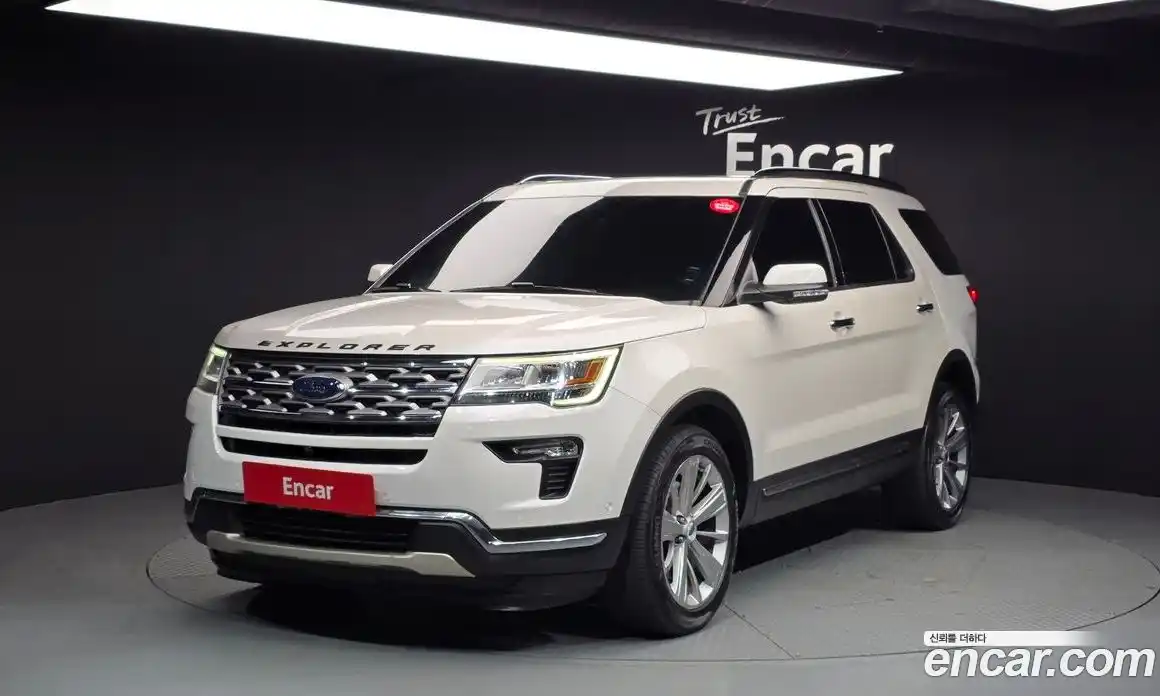 Ford Explorer 2018 3.5 Автомат в Москве № 255706, фото 20