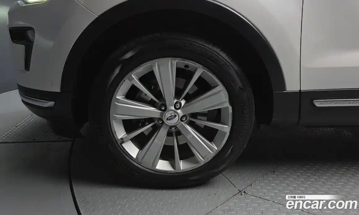 Ford Explorer 2018 3.5 Автомат в Москве № 255706, фото 9