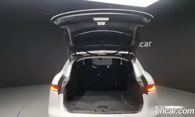 Jaguar F-Pace 2018 2.0 Автомат в Москве № 263462, миниатюра 12