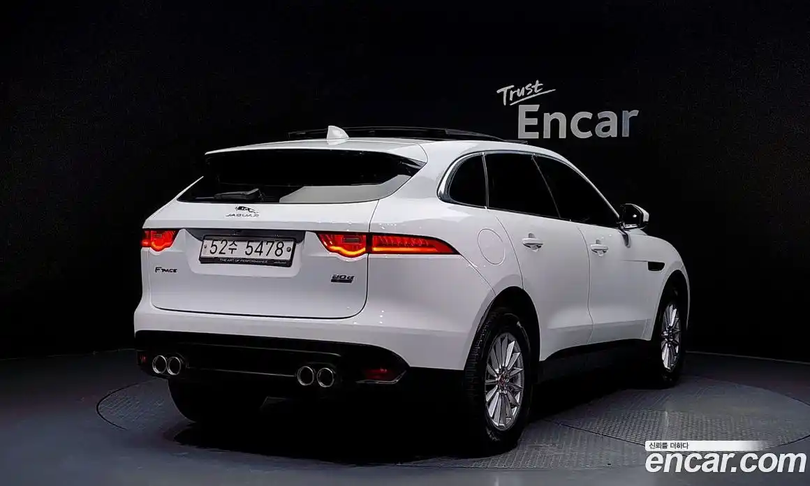 Jaguar F-Pace 2018 2.0 Автомат в Москве № 263462, фото 13