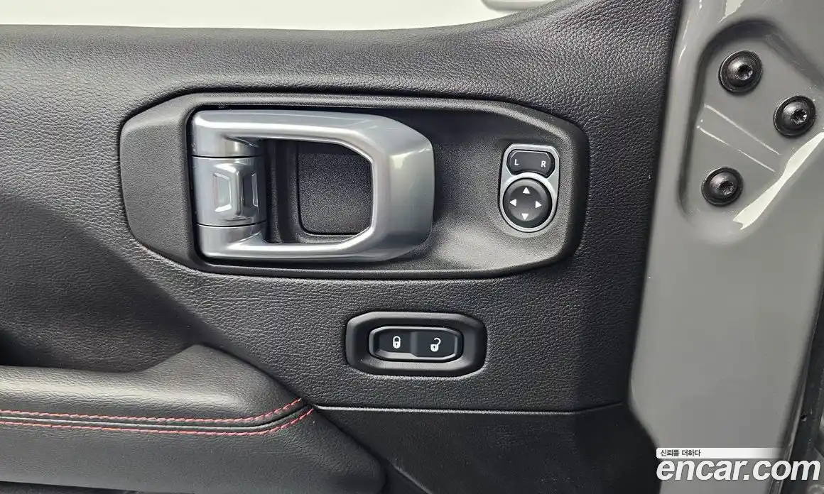 Jeep Gladiator 2022 3.6 Автомат в Москве № 273279, фото 20