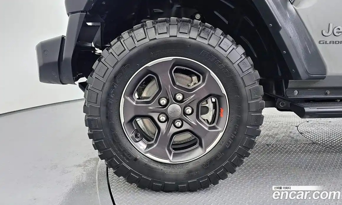 Jeep Gladiator 2022 3.6 Автомат в Москве № 273279, фото 6