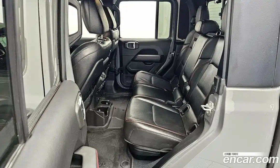 Jeep Gladiator 2022 3.6 Автомат в Москве № 273279, фото 8