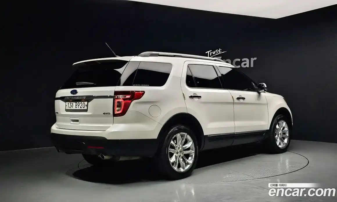 Ford Explorer 2014 3.5 Автомат в Москве № 273451, фото 15