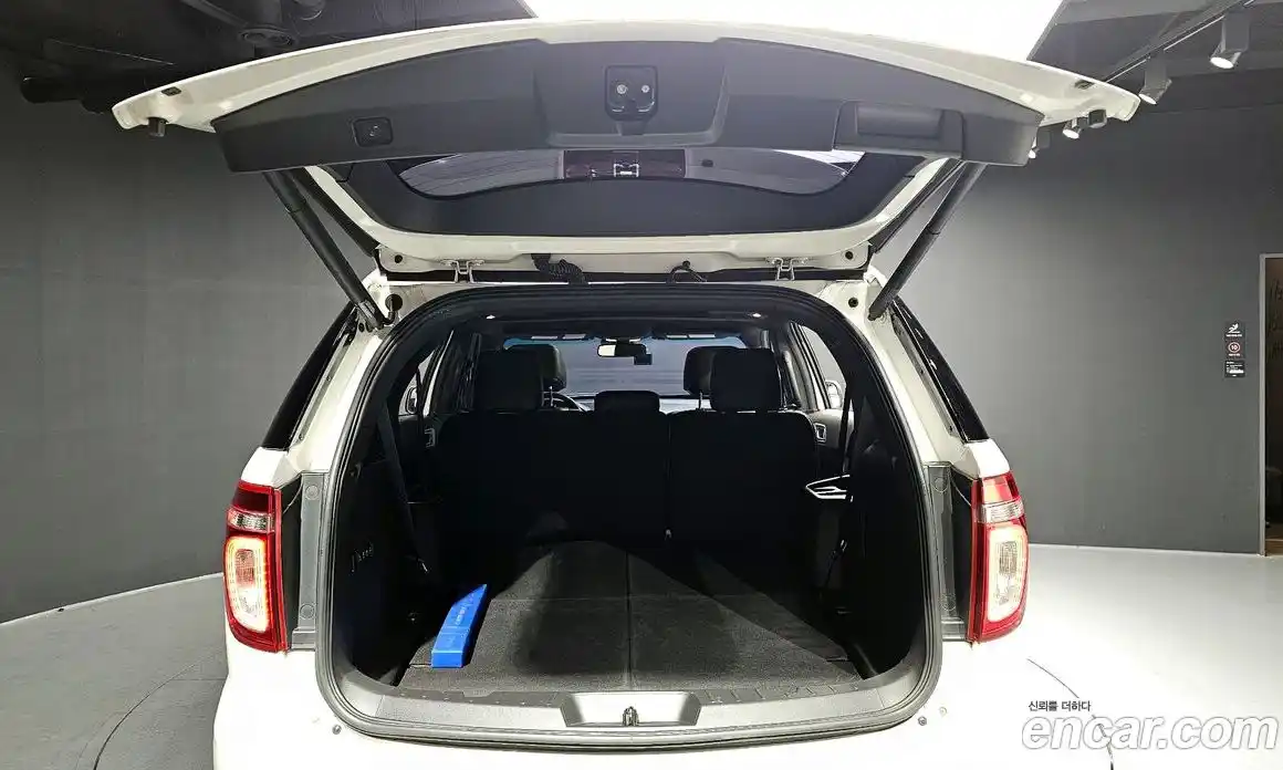 Ford Explorer 2014 3.5 Автомат в Москве № 273451, фото 19